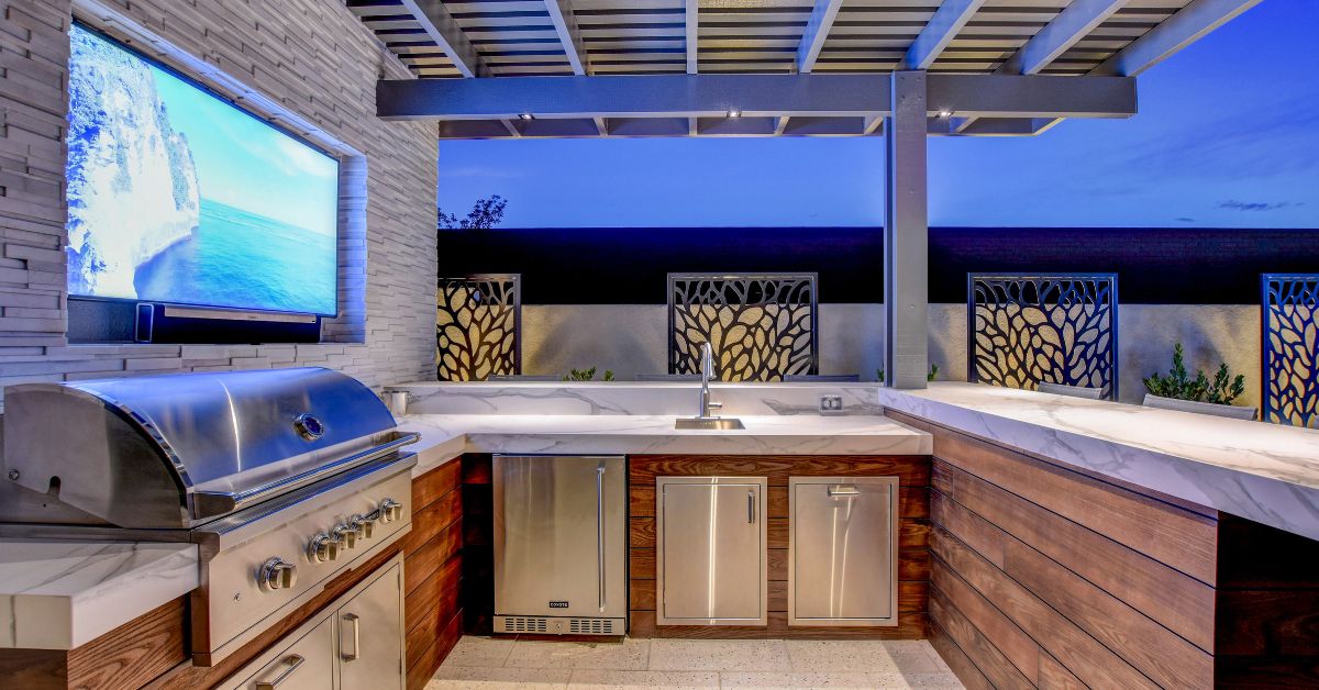 Outdoor Living Designs That Bring the Family Together